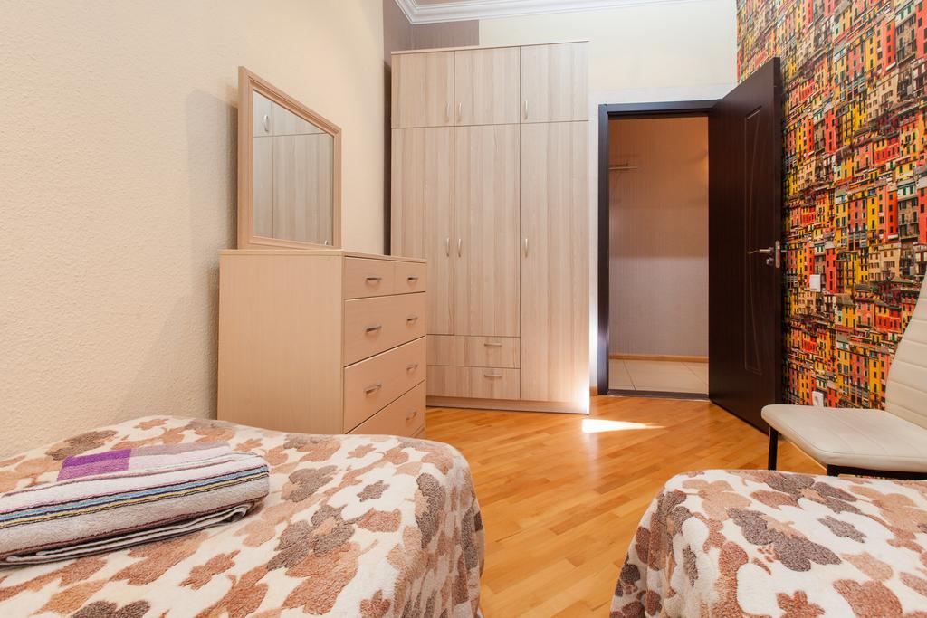 Sweet Home Apartment Тбилиси Стая снимка