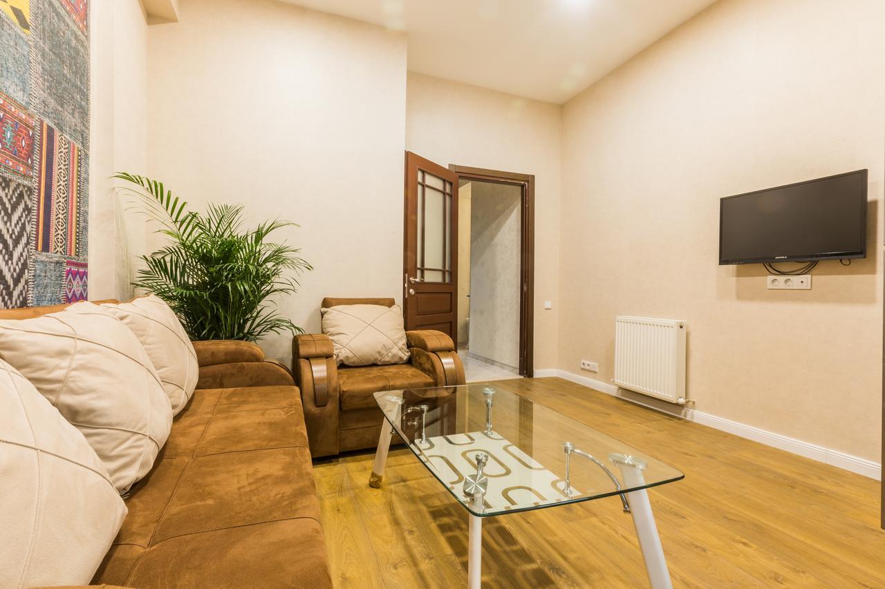 Sweet Home Apartment Тбилиси Екстериор снимка